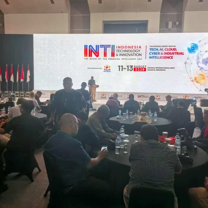 Die Kommunikation von Ningbo Yuanyi glänzt auf der INTI-Ausstellung in Jakarta, Indonesien
